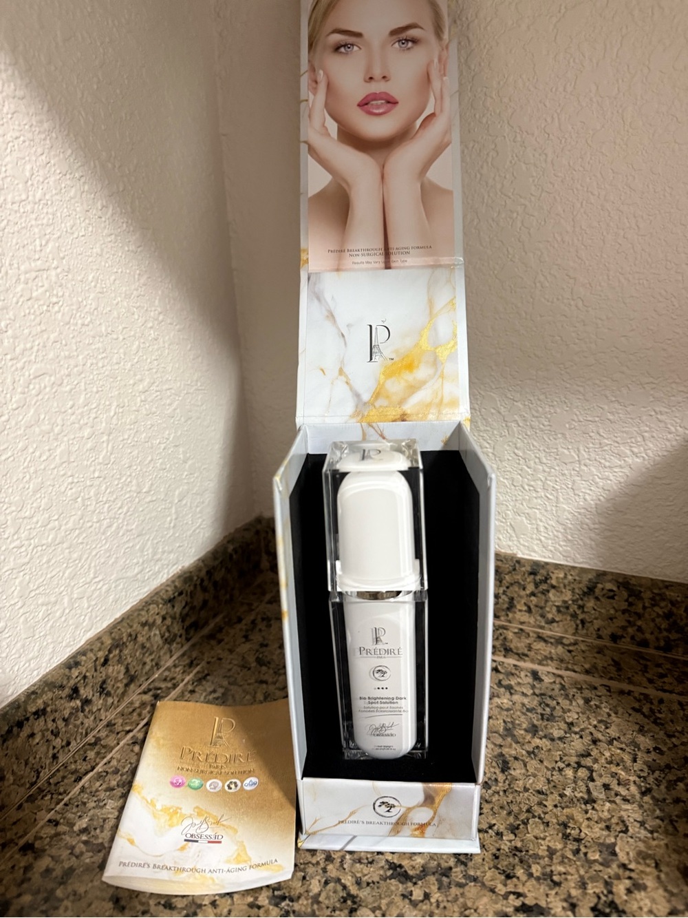 Prédiré Paris Bio Brightening Dark Spot Solution - Picture 2 of 3